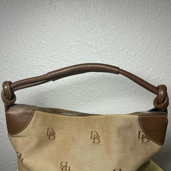 Dooney & Bourke Tan Canvas Brown Leather Knotted Strap Hobo Shoulder Bag Purse - Picture 4 of 10